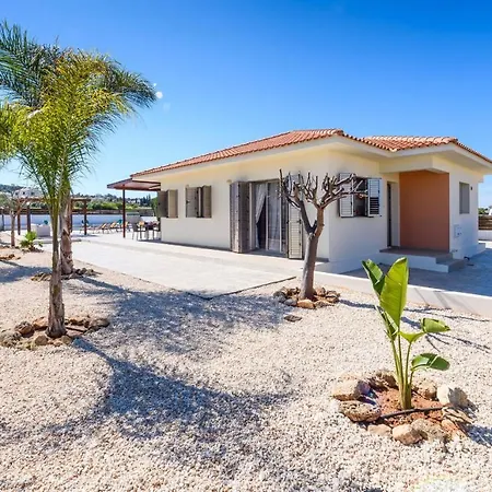 Marizan Villa *